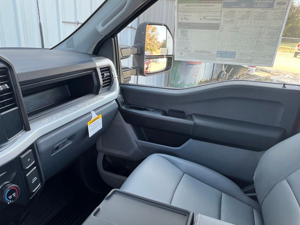 2026 Ford F-350 Super Duty XL - Photo 20