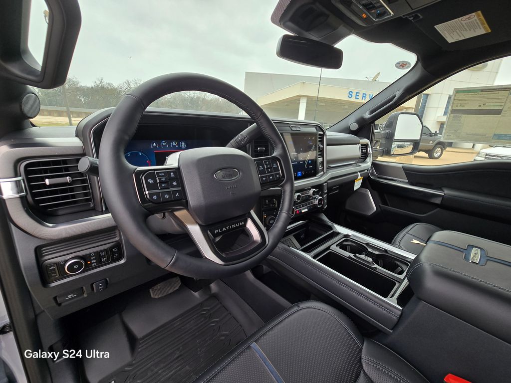 2026 Ford F-250 Super Duty Platinum - Photo 23