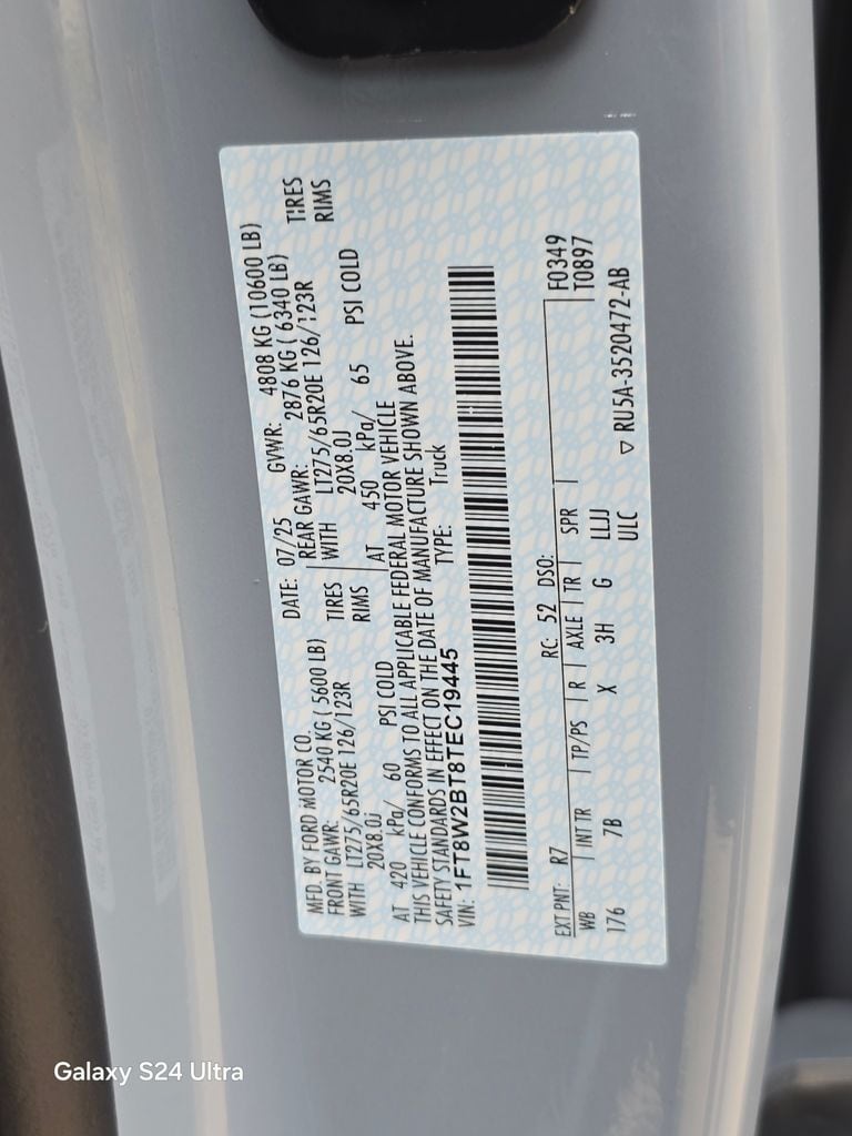 2026 Ford F-250 Super Duty Platinum - Photo 43