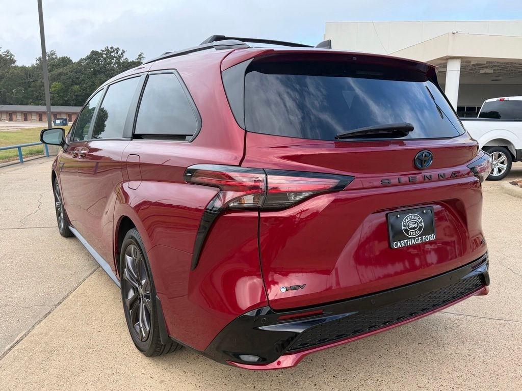 Used 2025 Toyota Sienna XSE Minivan/Van