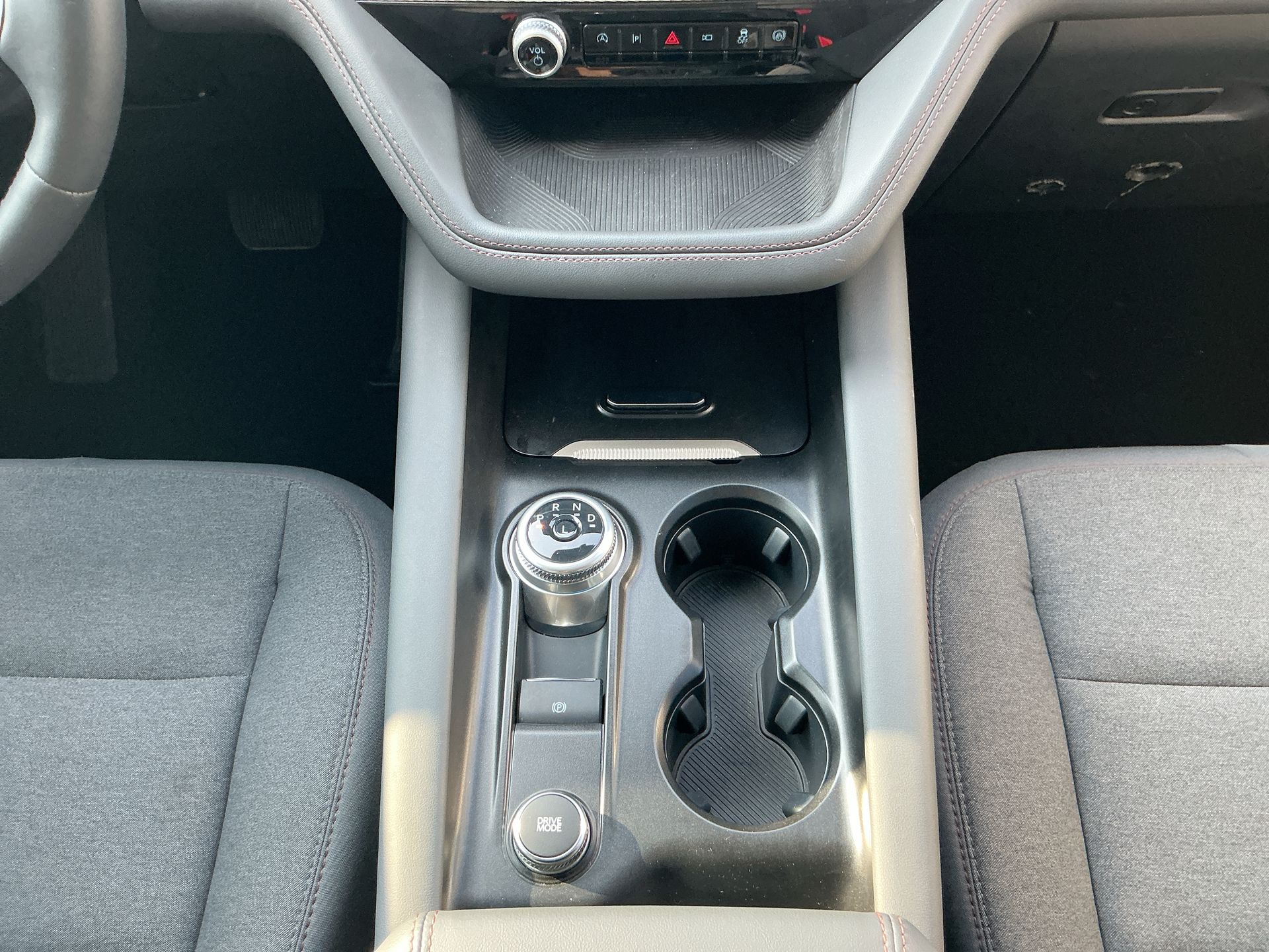 2025 Ford Explorer Active - Photo 20