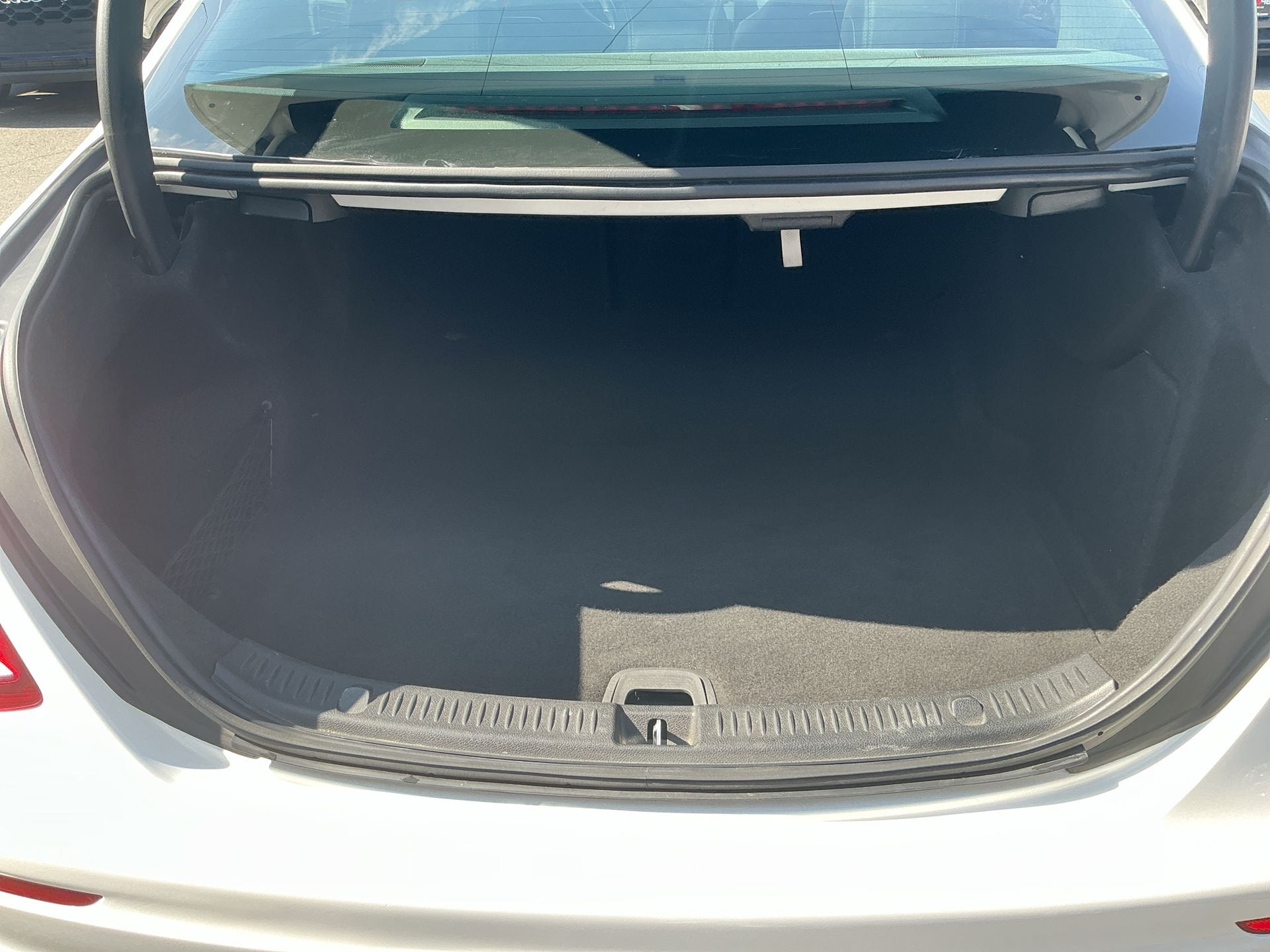 2019 Mercedes-Benz E-Class E300 - Photo 26