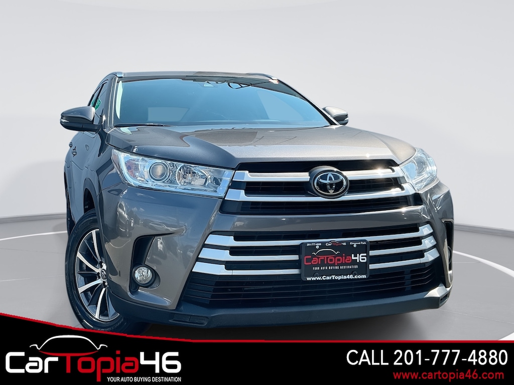 Used 2017 Toyota Highlander XLE SUV