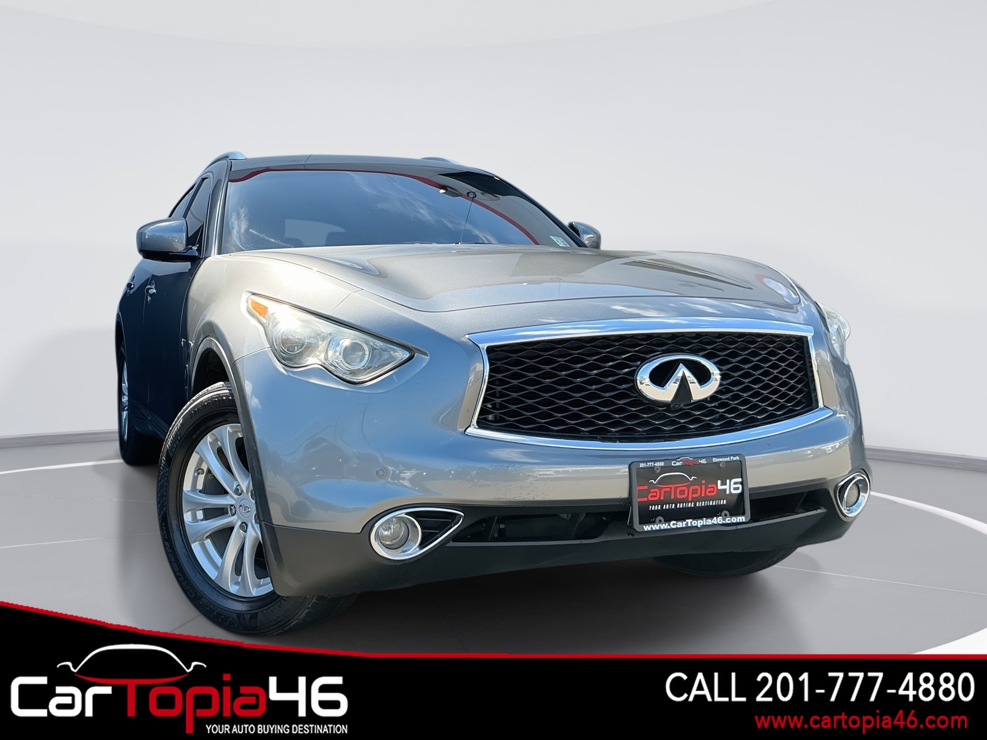 2017 INFINITI QX70