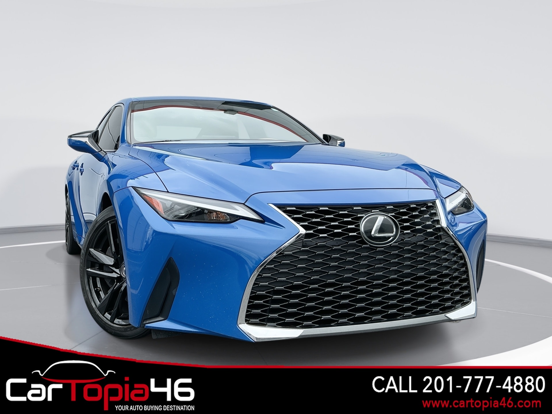 2021 Lexus IS