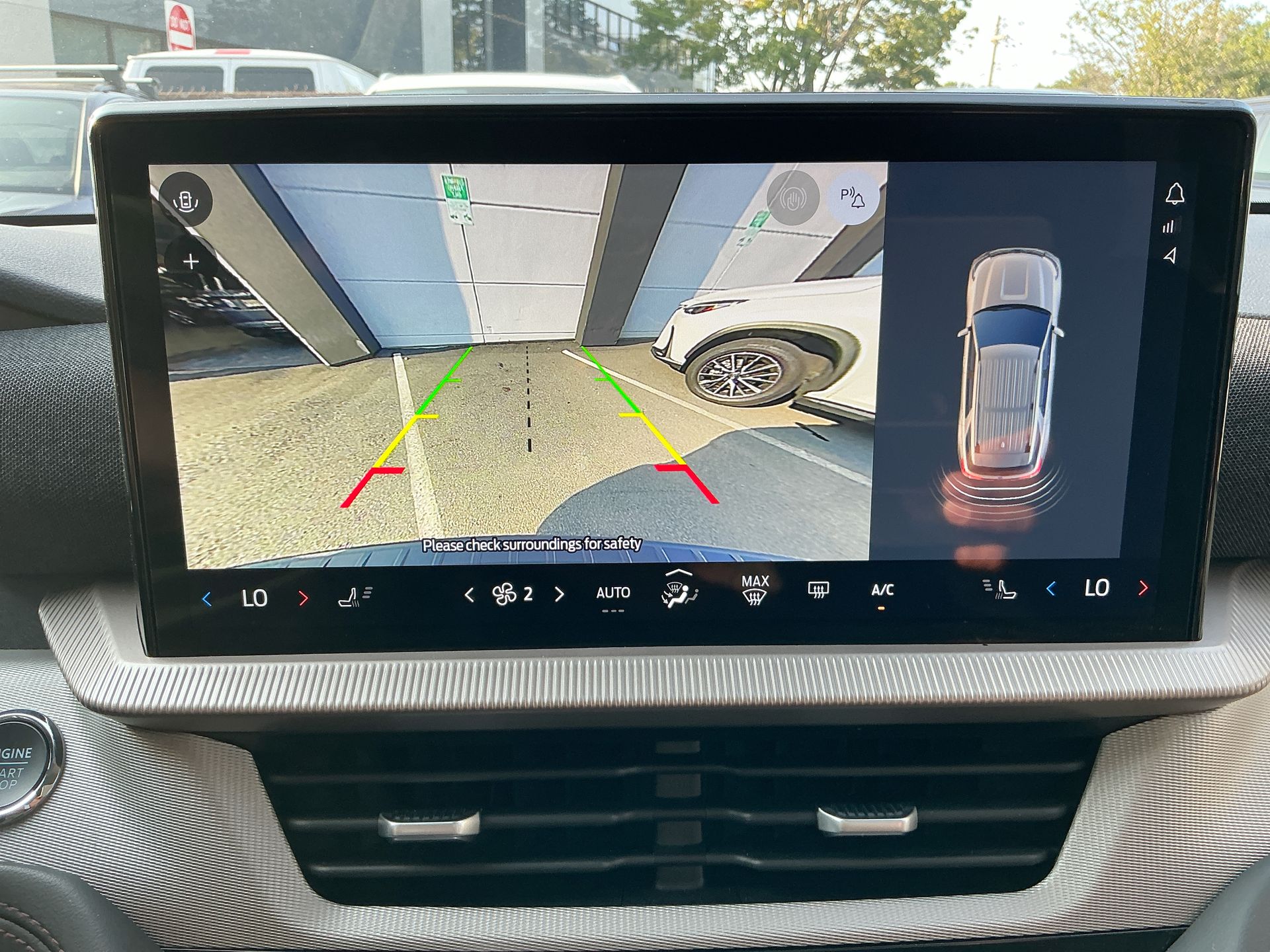 2025 Ford Explorer Active - Photo 17