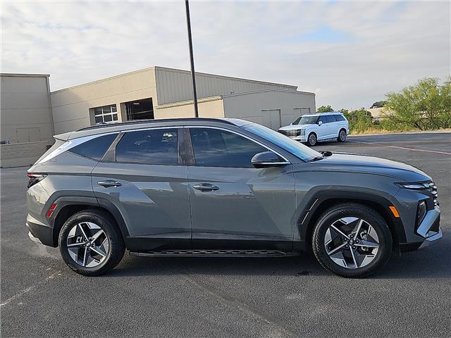 Used 2025 Hyundai Tucson SEL Convenience Front-Wheel Drive