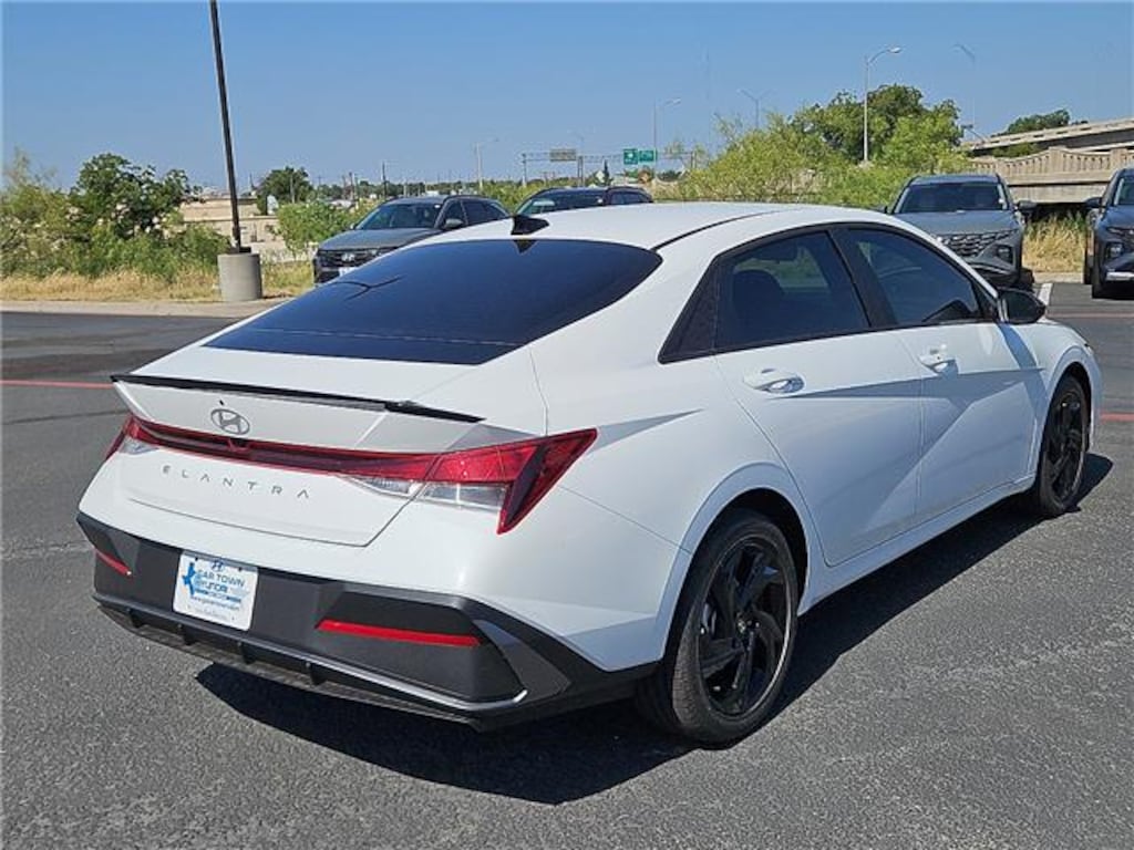 New 2026 Hyundai Elantra SEL Sport Plus Sedan