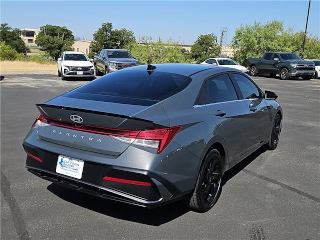 New 2026 Hyundai Elantra SEL Sport Premium Sedan