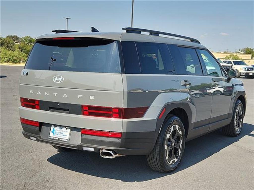 New 2026 Hyundai Santa Fe SEL FWD SUV