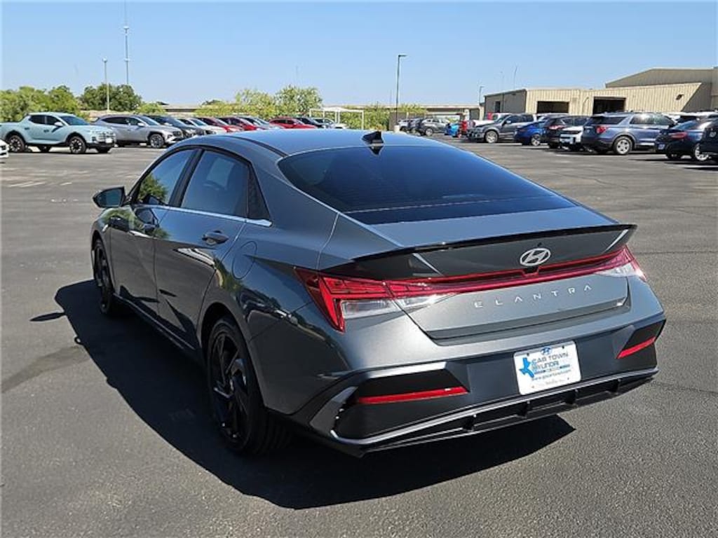New 2026 Hyundai Elantra SEL Sport Premium Sedan