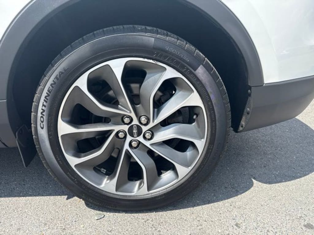 Used 2021 Lincoln Nautilus Reserve SUV