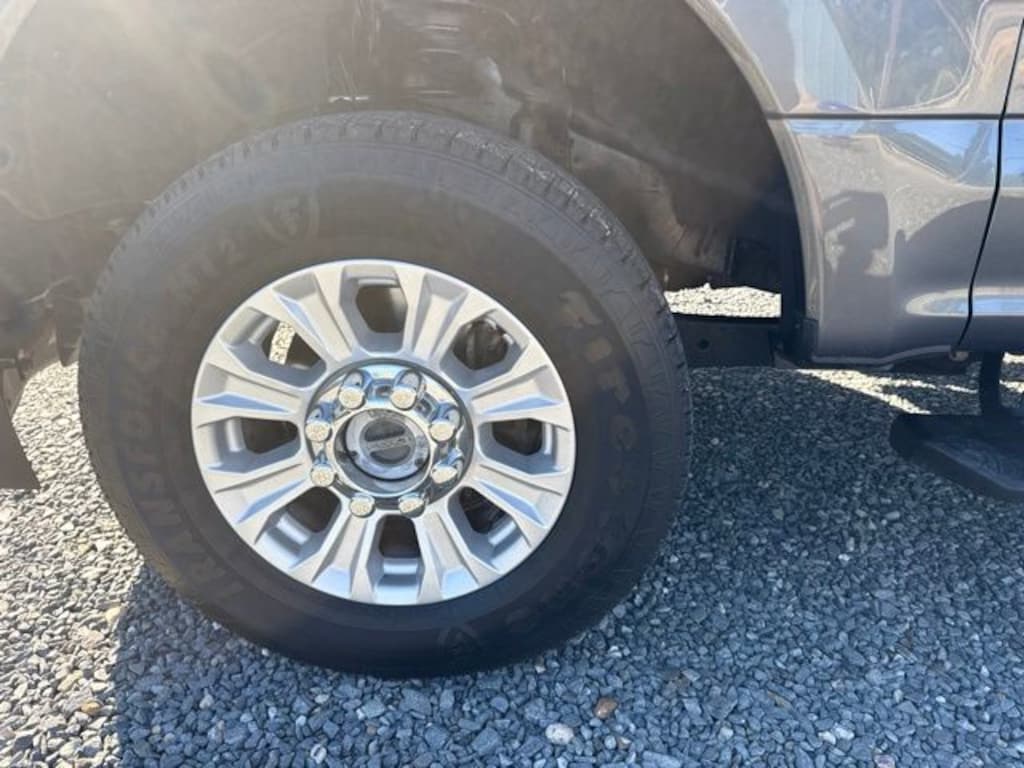 Used 2022 Ford F-250SD XLT Truck