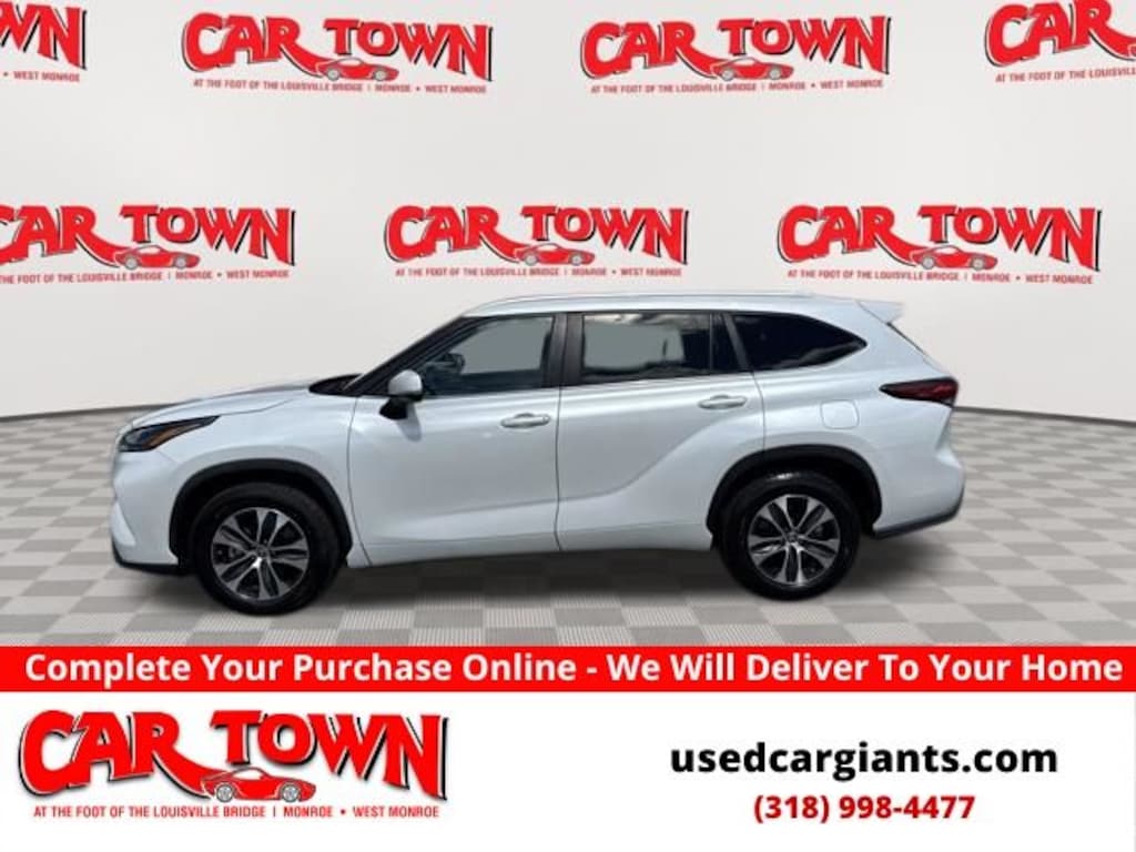 Used 2023 Toyota Highlander XLE SUV