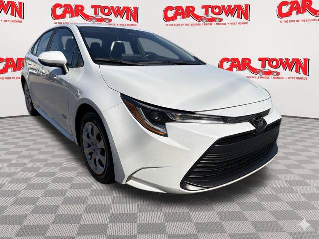 Used 2025 Toyota Corolla LE Sedan