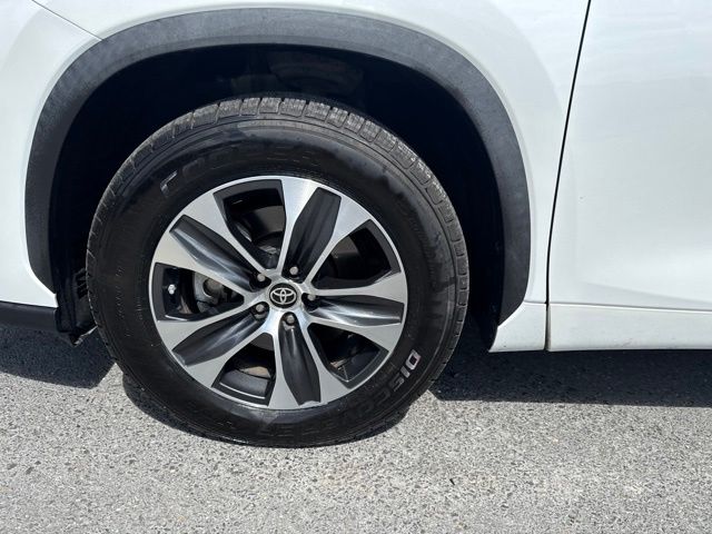Used 2023 Toyota Highlander XLE SUV