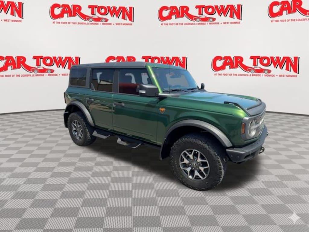 Used 2024 Ford Bronco Badlands SUV