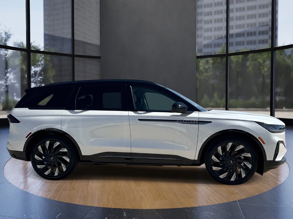 Used 2026 Lincoln Nautilus Reserve SUV