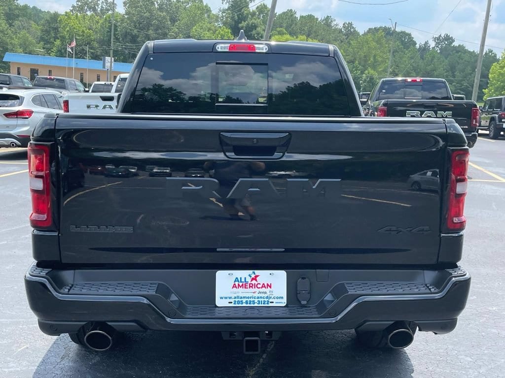 2025 RAM 1500 Laramie - Photo 4