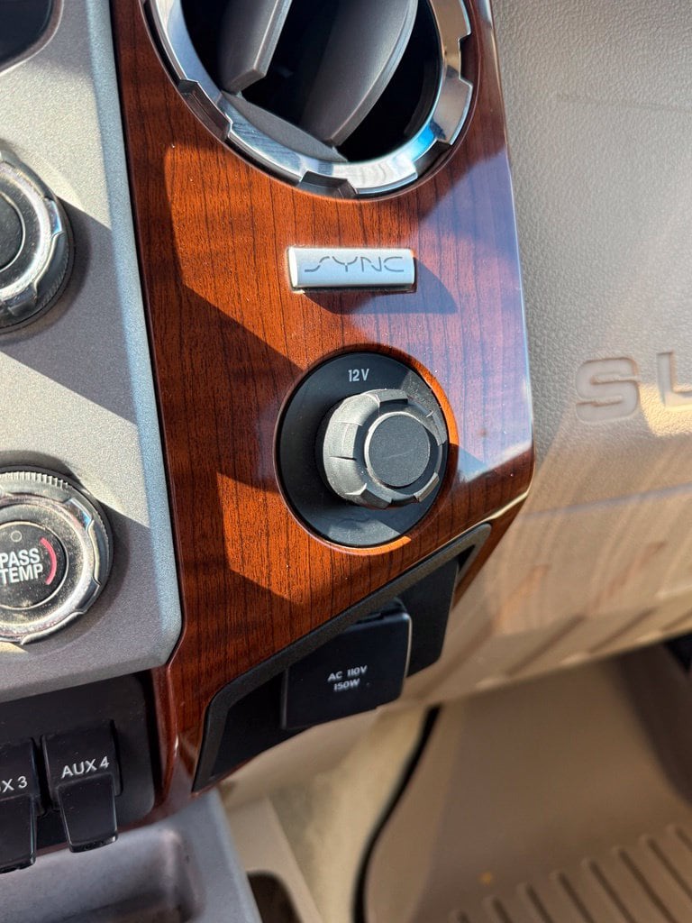 2015 Ford F-350 Super Duty Lariat - Photo 19