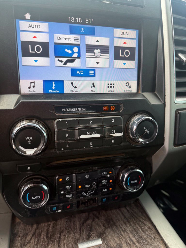 2018 Ford F-250 Super Duty Lariat - Photo 17