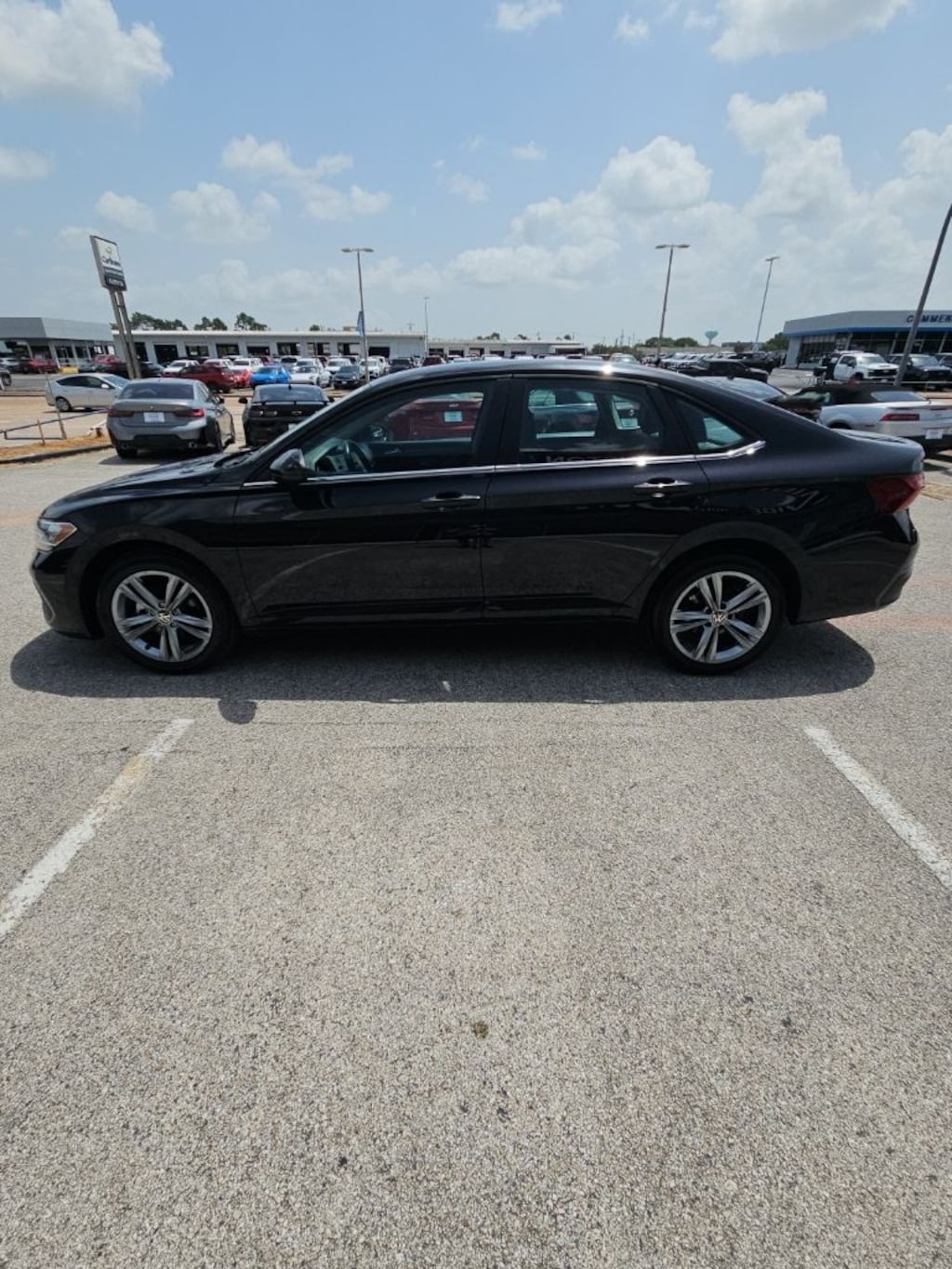 Used 2024 Volkswagen Jetta 1.5T SE Sedan
