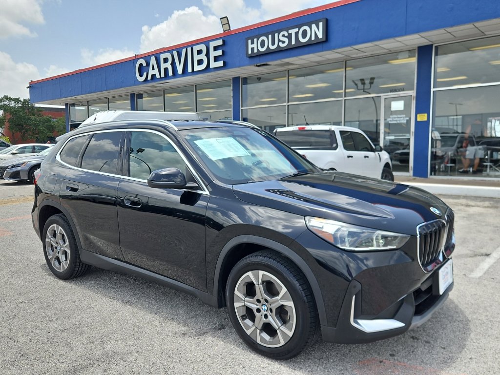 2023 BMW X1