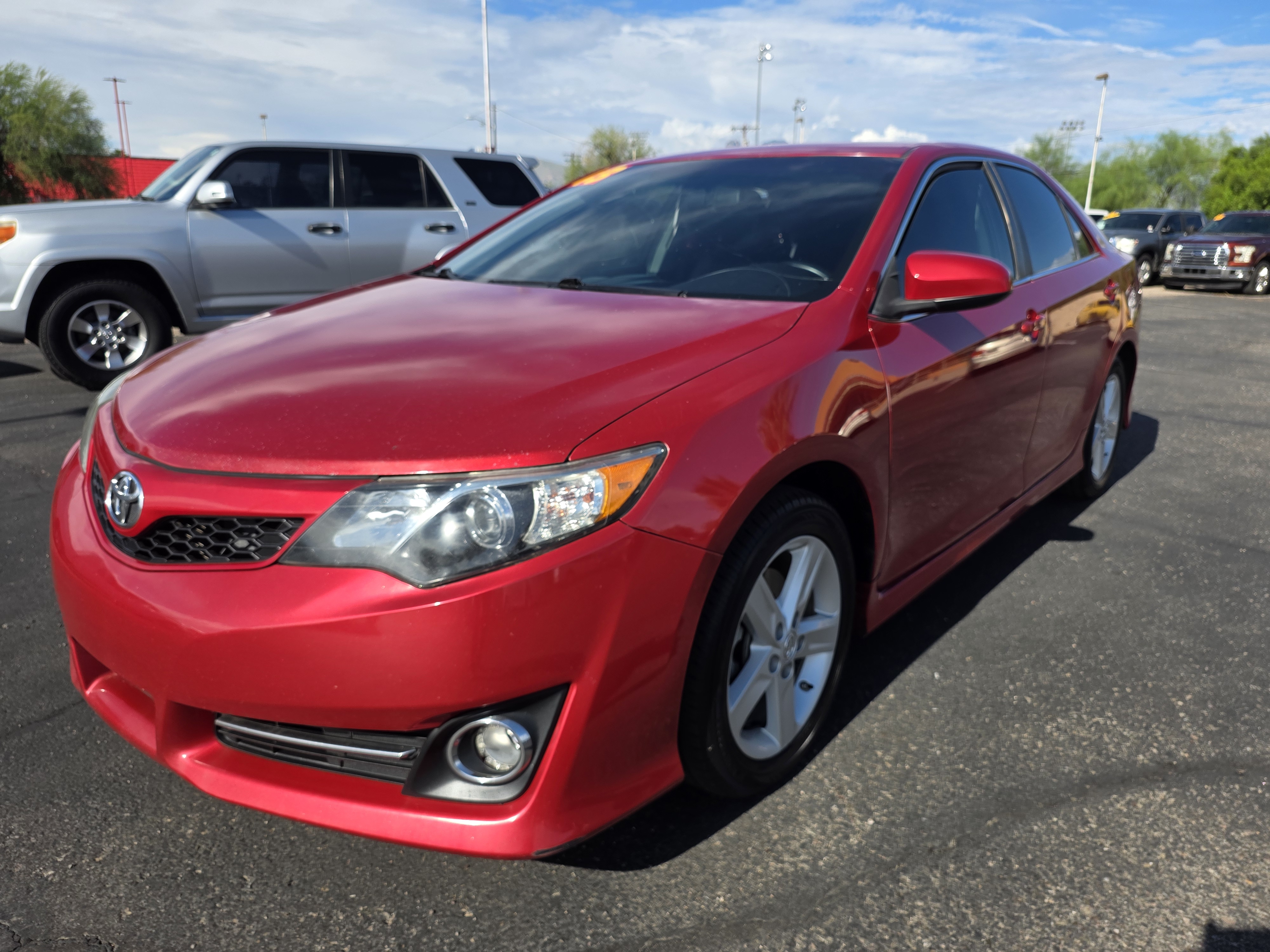 Used 2013 Toyota Camry SE Sedan