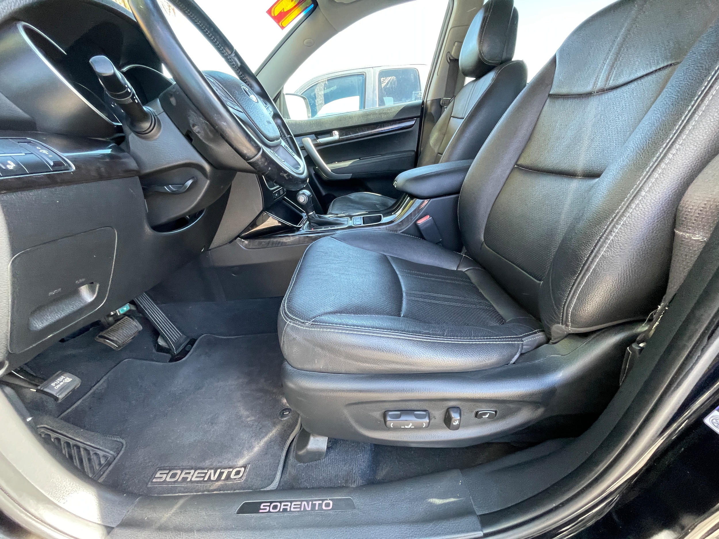 2014 Kia Sorento SX - Photo 13