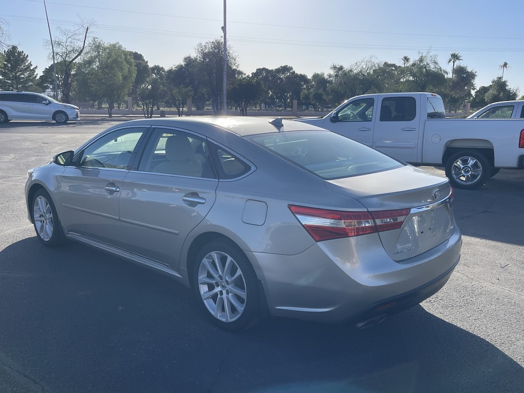 Used 2013 Toyota Avalon Limited Sedan