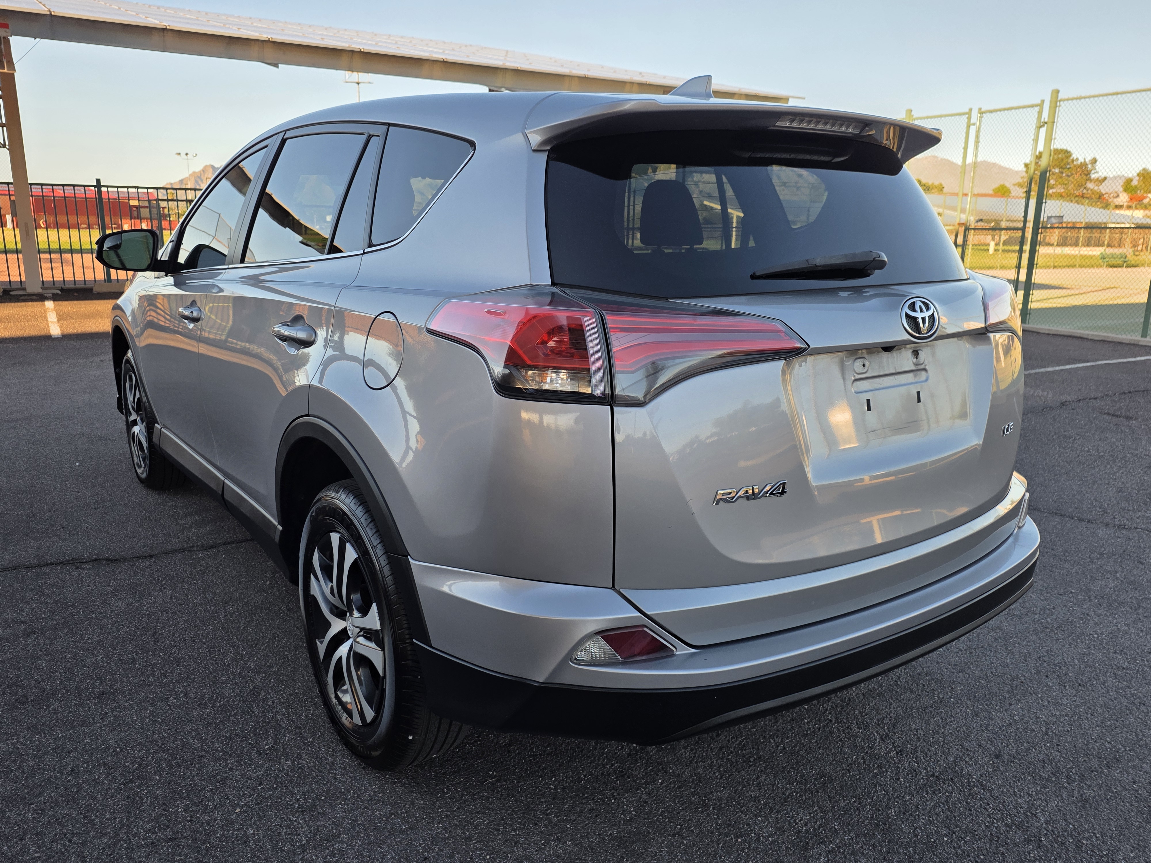 Used 2018 Toyota RAV4 LE SUV