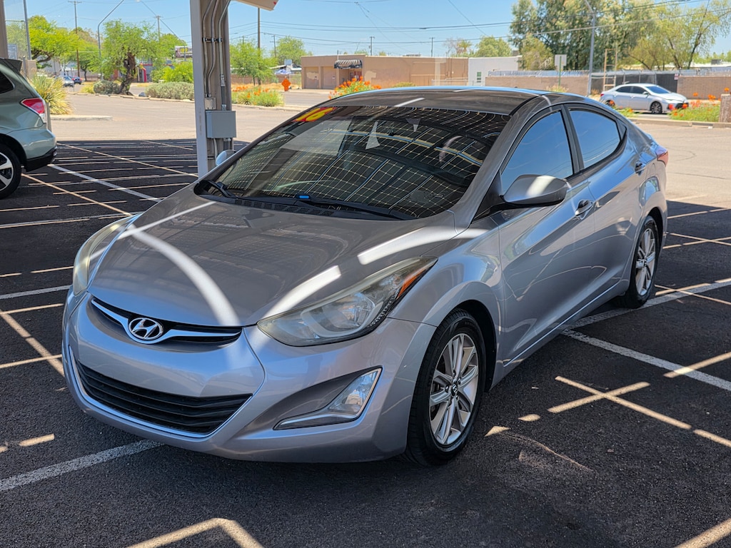 Used 2016 Hyundai Elantra SE Sedan