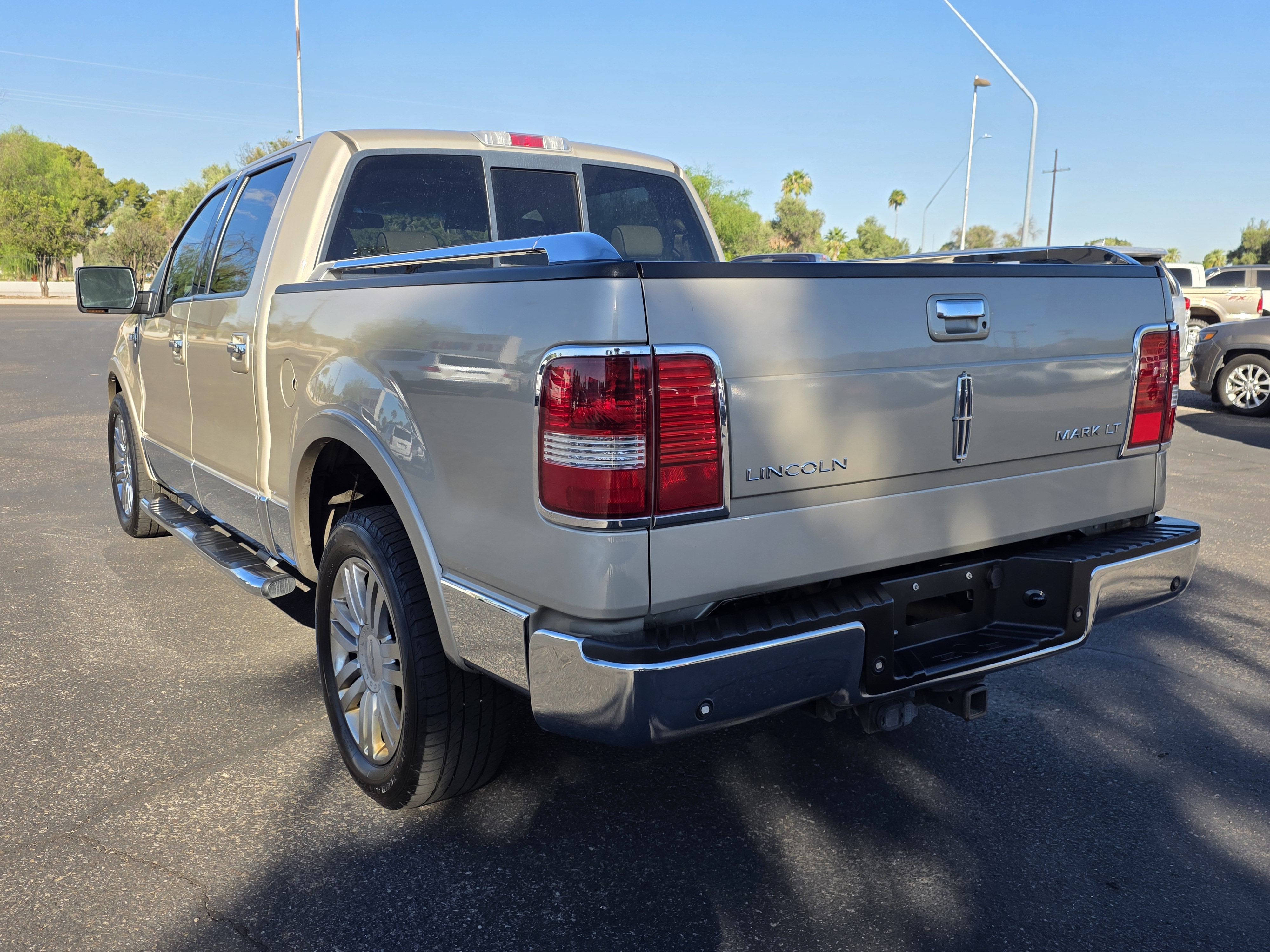 Used 2008 Lincoln Mark LT Crew Cab Truck Crew Cab