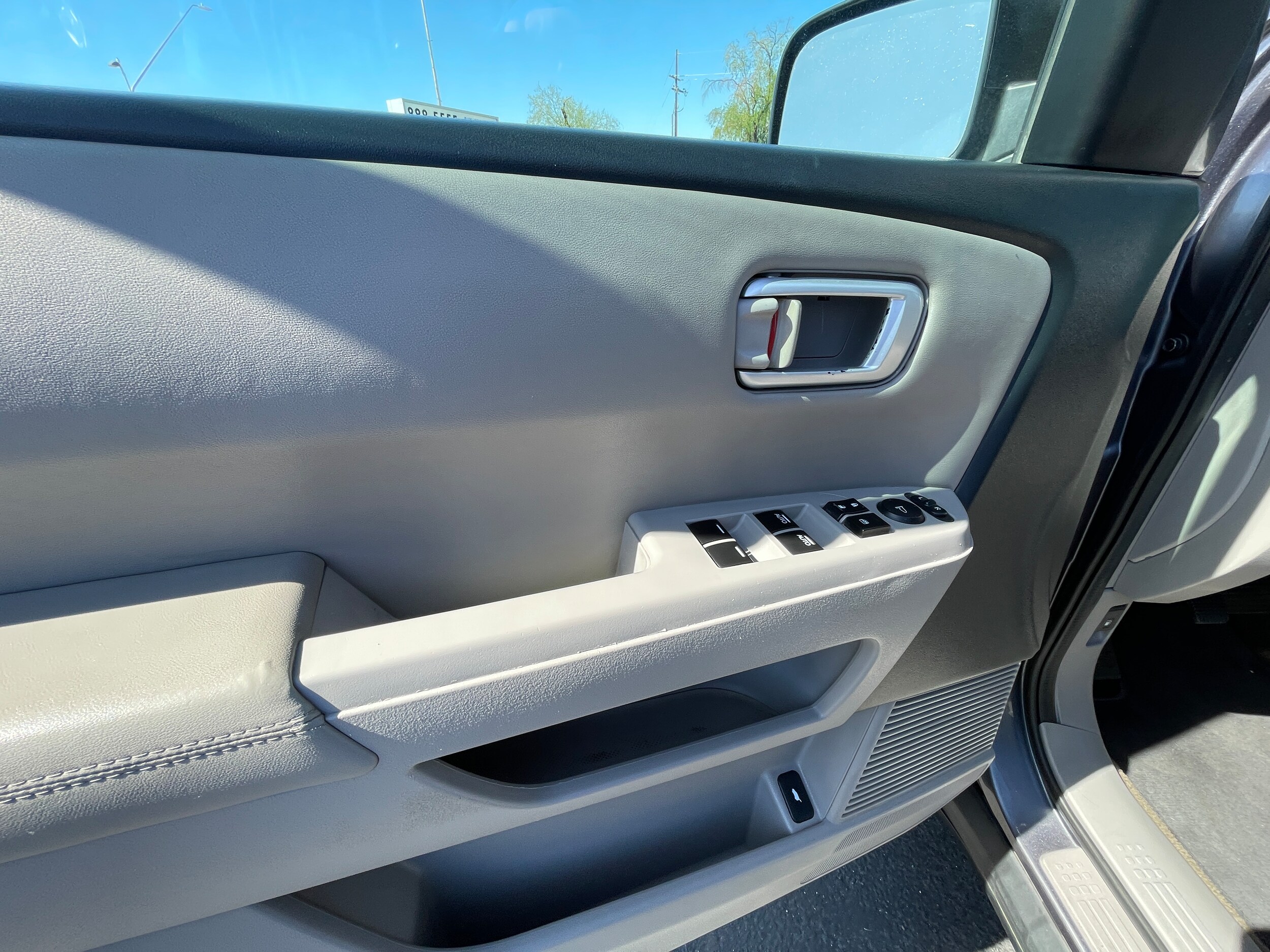 2014 Honda Pilot EX-L - Photo 11