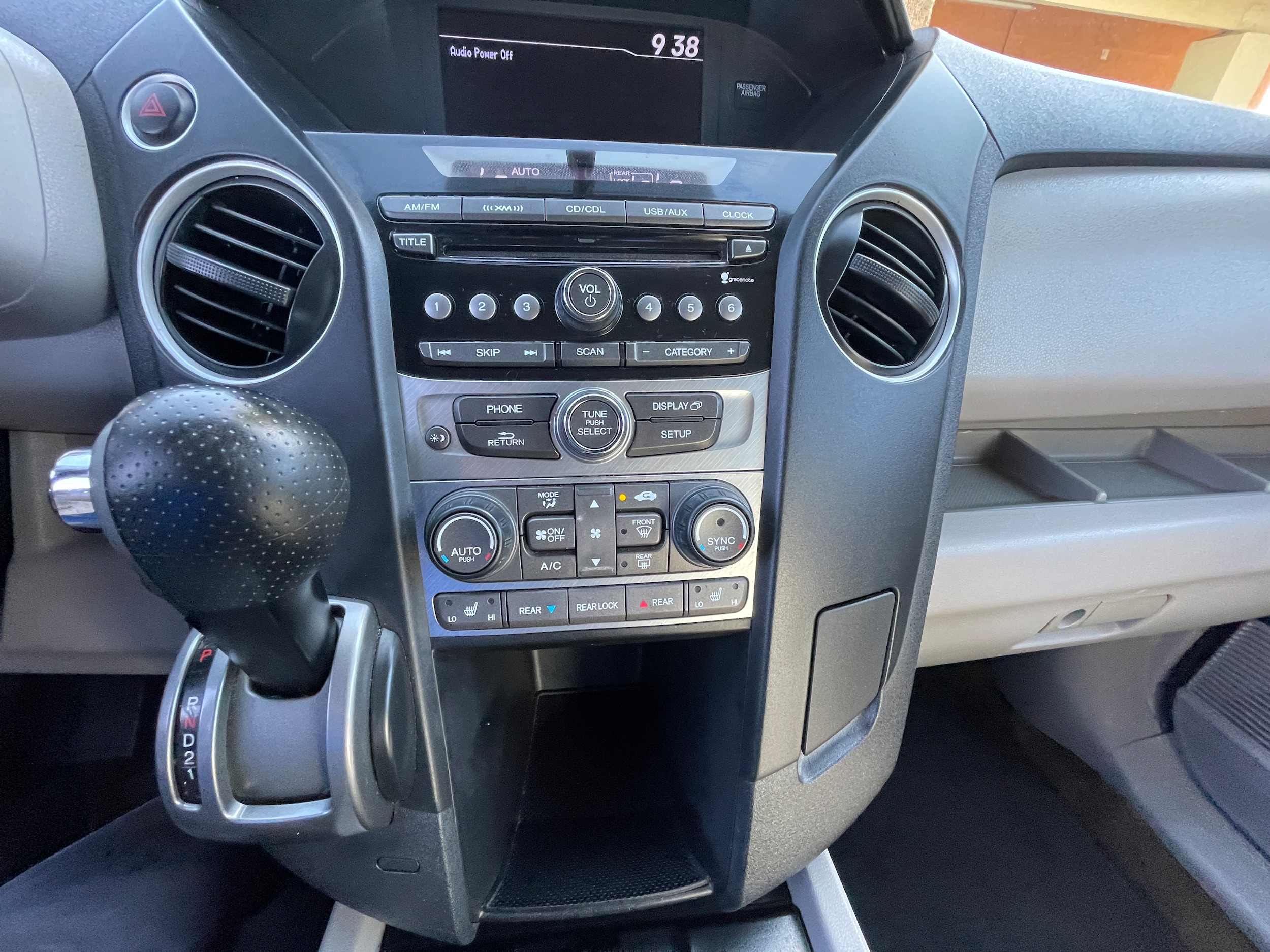 2014 Honda Pilot EX-L - Photo 18
