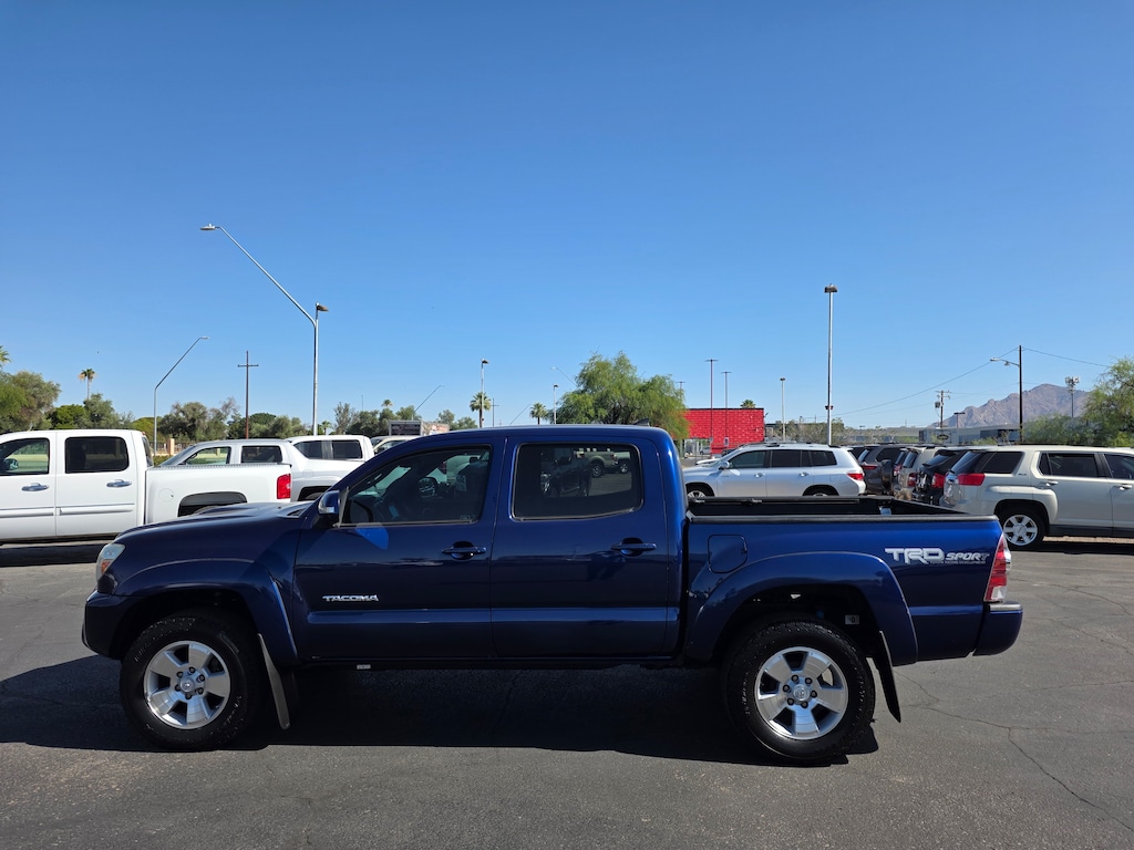 Used 2015 Toyota Tacoma PreRunner V6 Truck Double Cab