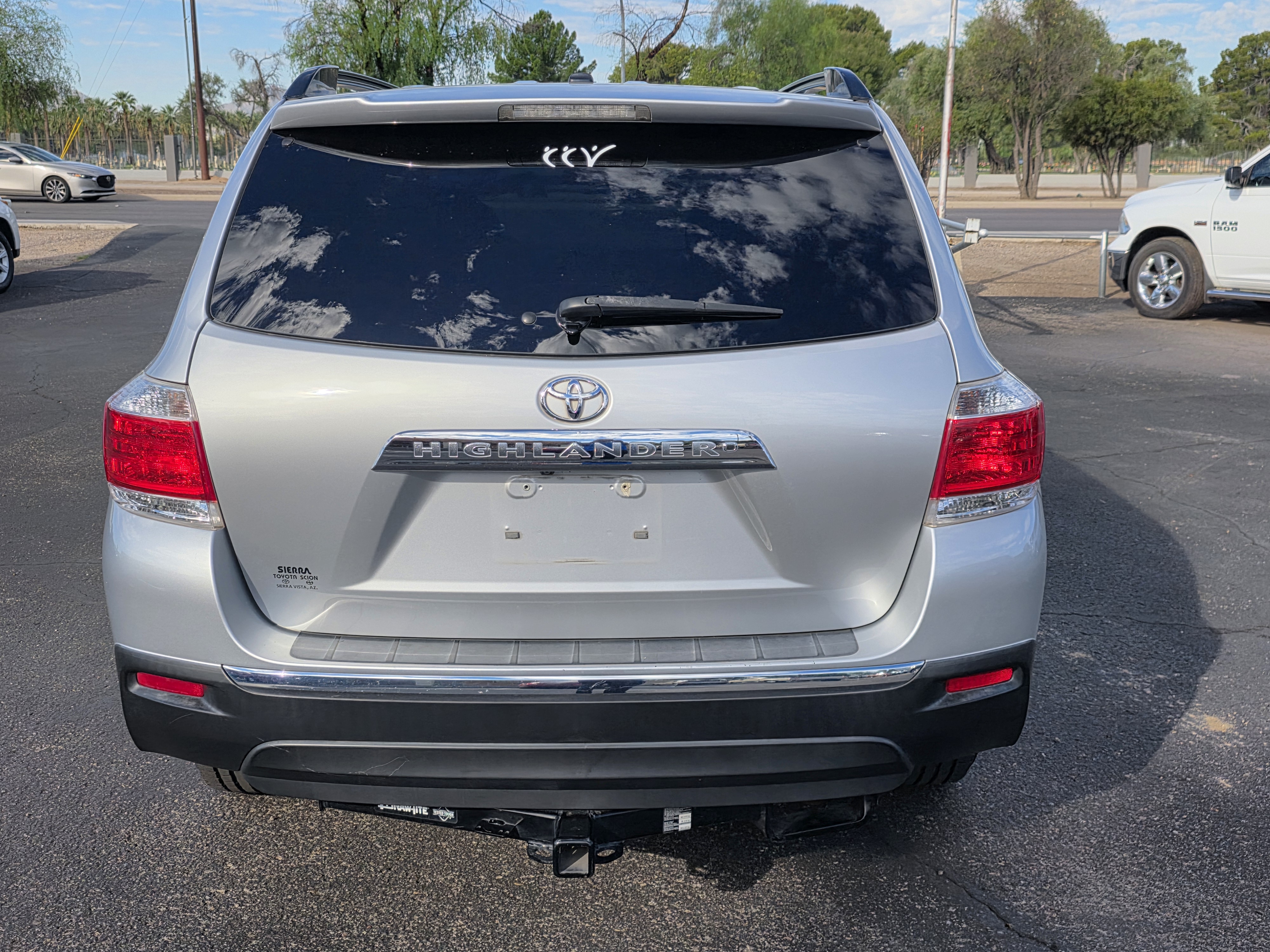 Used 2012 Toyota Highlander SE V6 FWD SUV