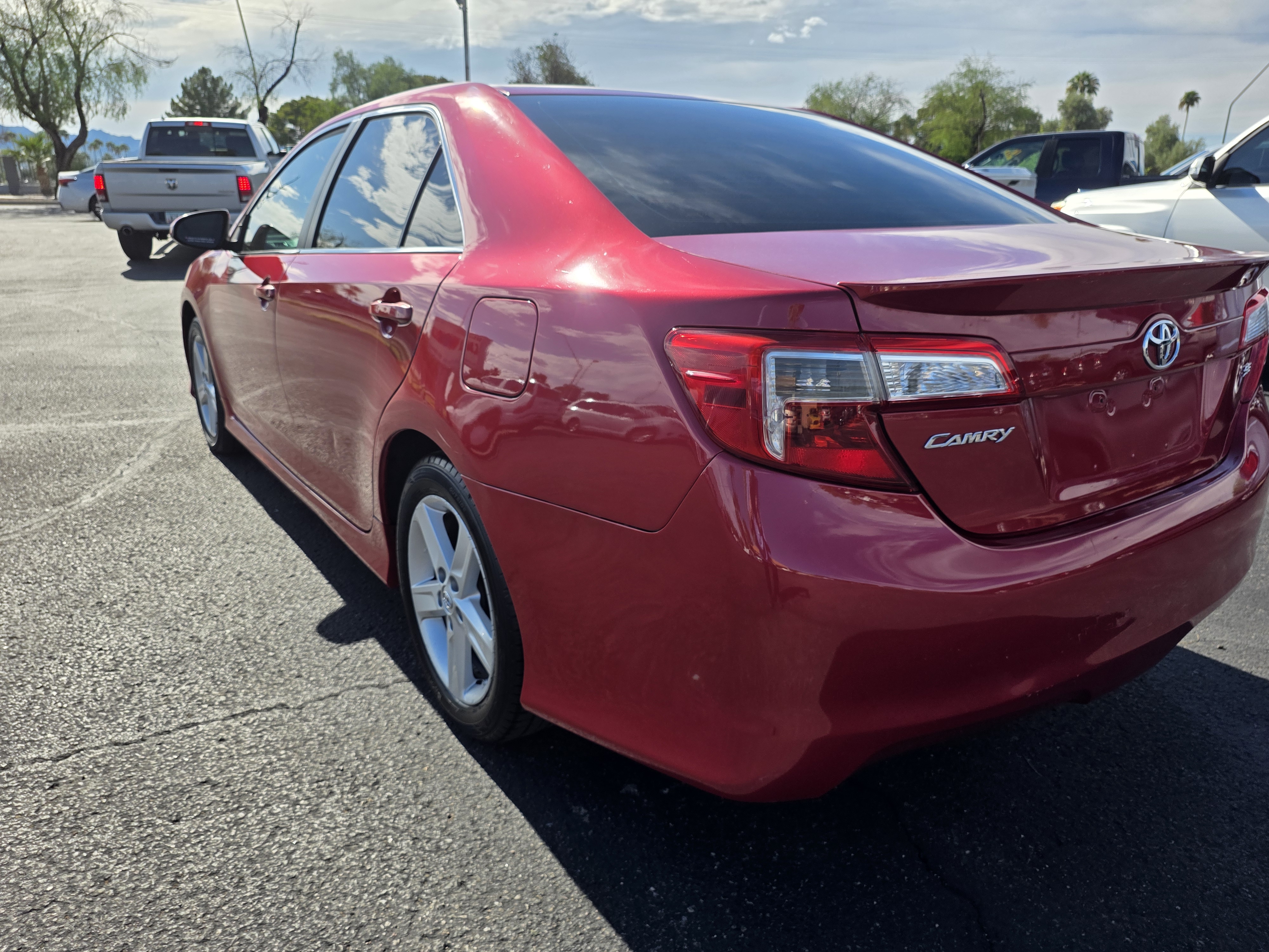 Used 2013 Toyota Camry SE Sedan