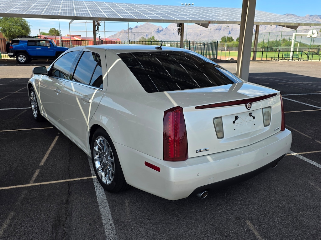Used 2006 CADILLAC STS V8 Sedan