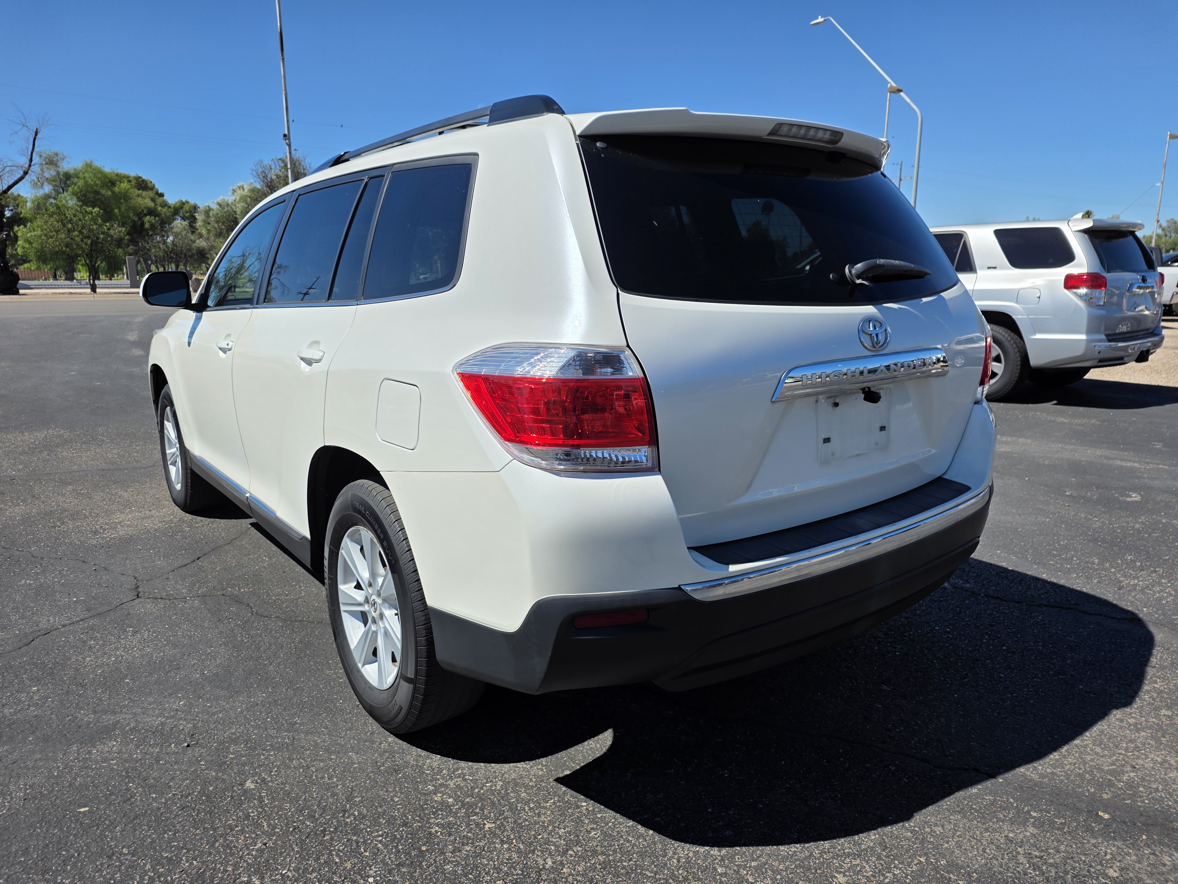 Used 2012 Toyota Highlander SE SUV