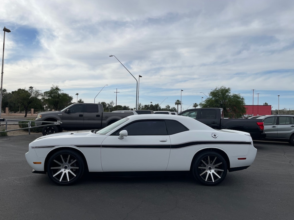 Used 2013 Dodge Challenger SXT Coupe