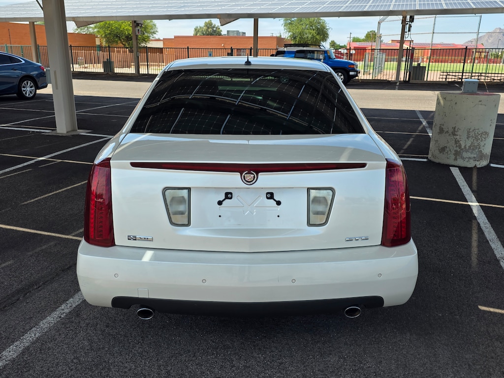 Used 2006 CADILLAC STS V8 Sedan