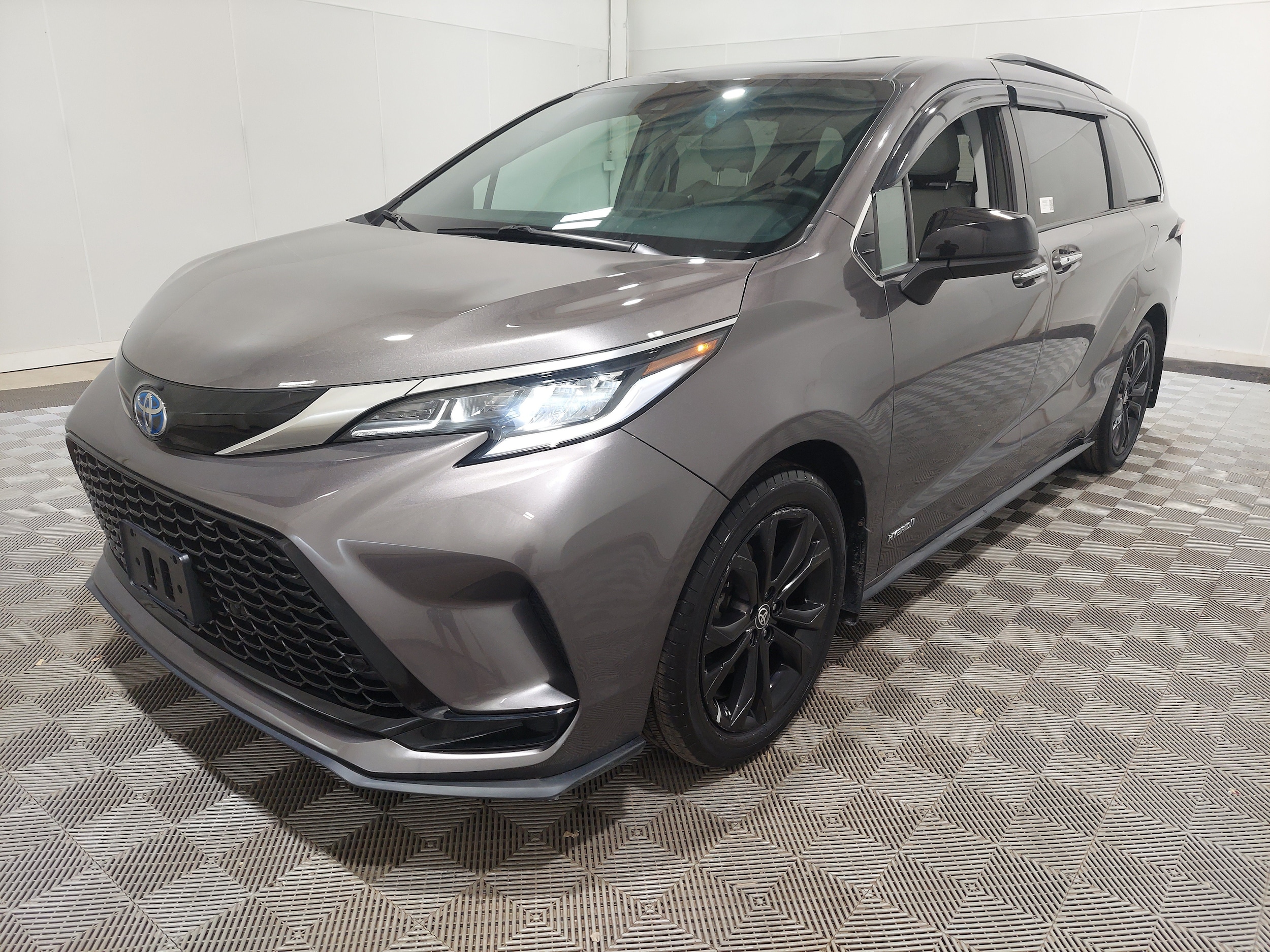 2021 Toyota Sienna XSE