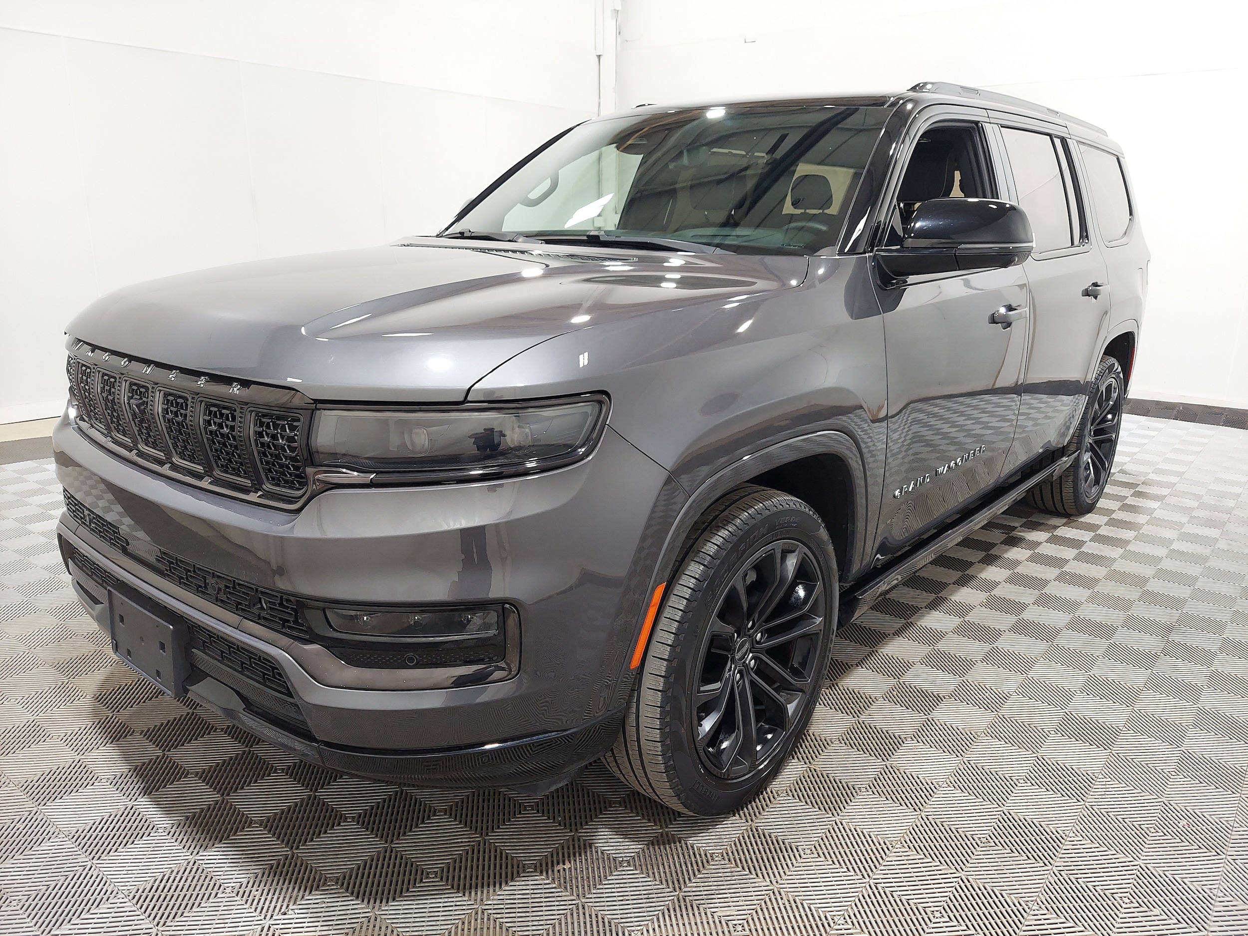 2023 Jeep Grand Wagoneer