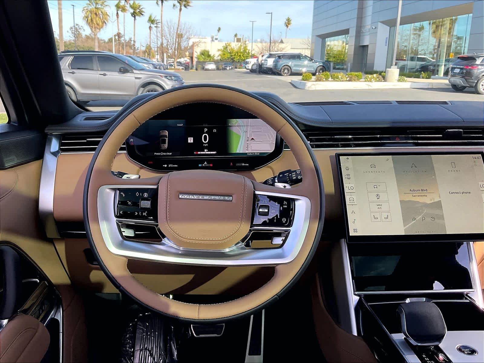 2025 Land Rover Range Rover SE - Photo 15