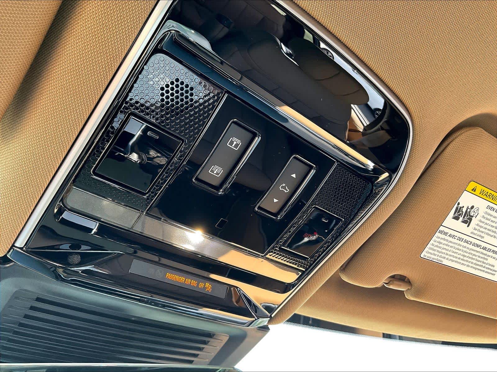 2025 Land Rover Range Rover SE - Photo 22