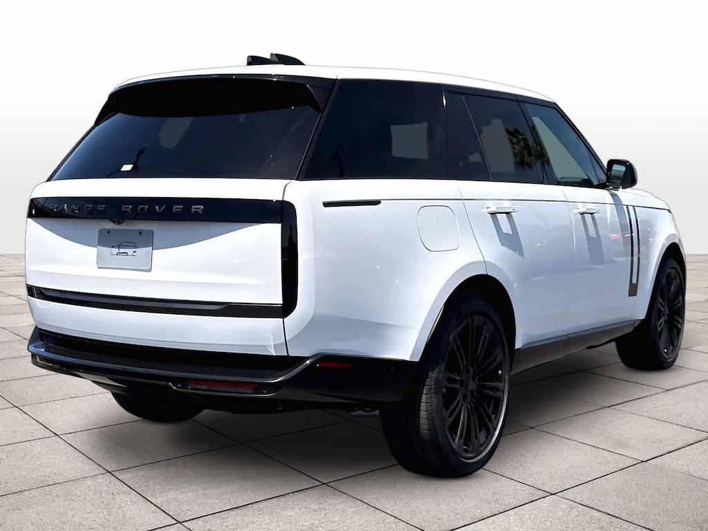 New 2026 Land Rover Range Rover SE SUV