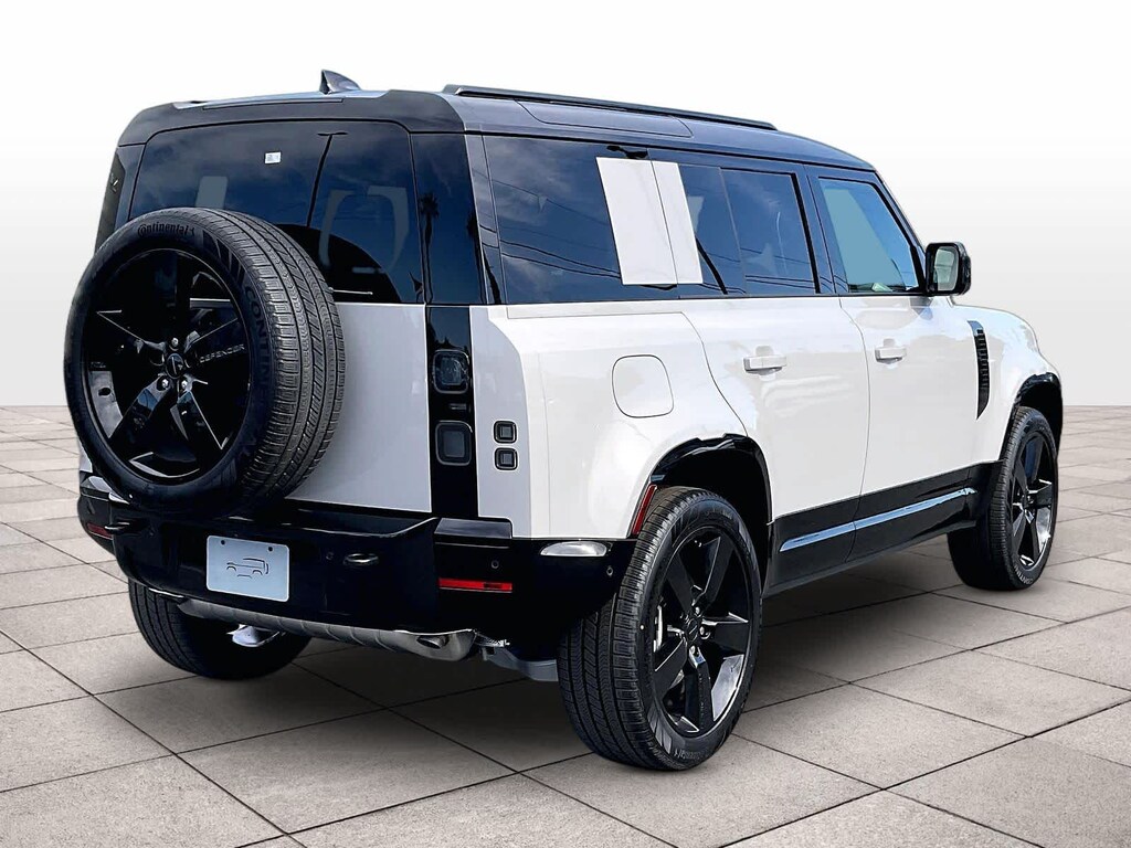 New 2026 Land Rover Defender 110 X-Dynamic SE SUV