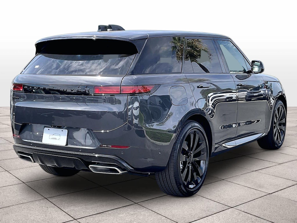 New 2026 Land Rover Range Rover Sport Dynamic SE SUV