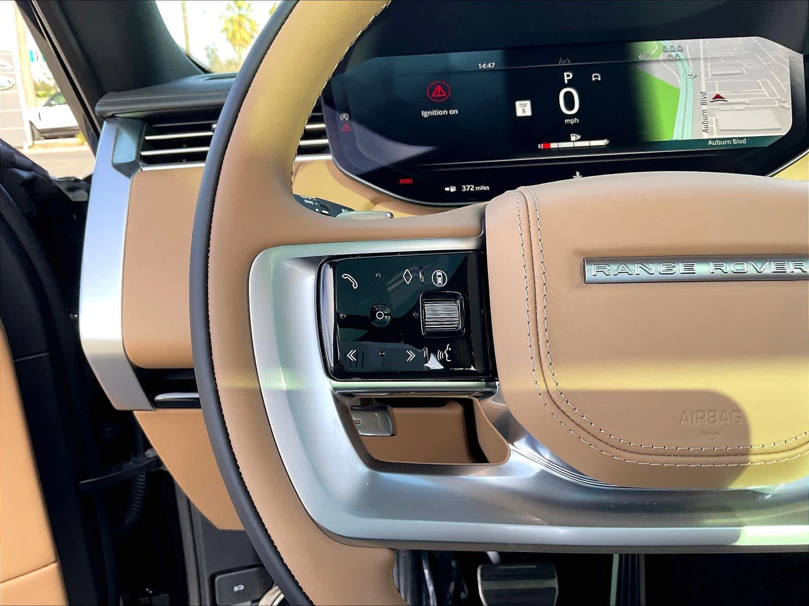 2025 Land Rover Range Rover SE - Photo 17